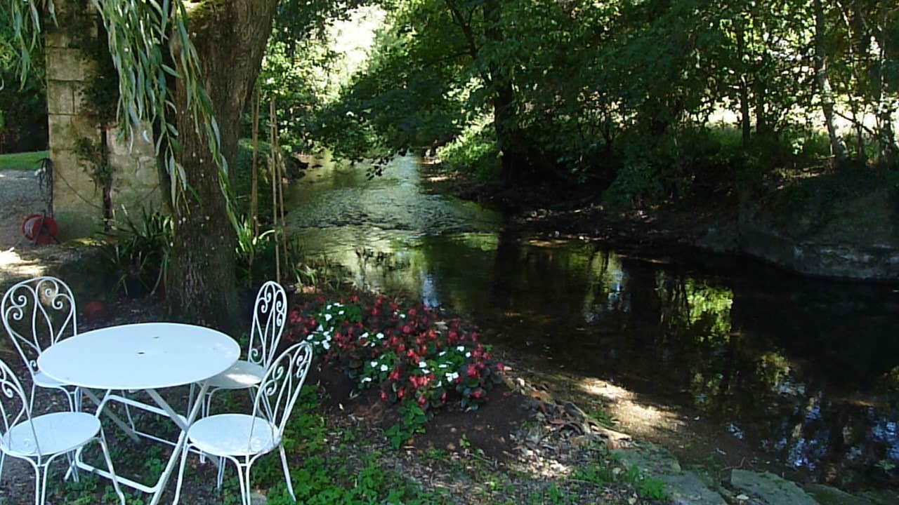 Villa Moulin De Giroir Migné-Auxances Exterior foto